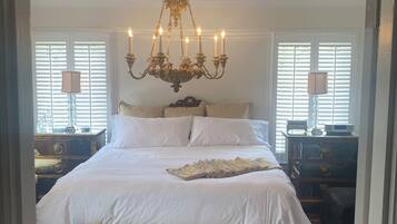 4 habitaciones, tabla de planchar con plancha, wifi y ropa de cama