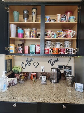 المنشأة من الداخل