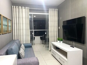 Apartment | Living area | Flat-screen TV