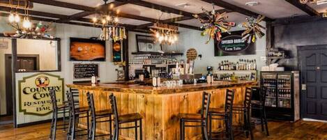 Bar (in der Unterkunft)