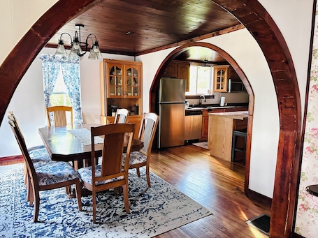 Dining. Gorgeous large rental home in Lesterville MO just minutes from Blackwater River.