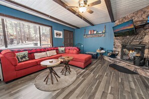 TV - Ponderosa Hill Cabin (Big Bear City)