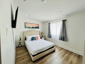 Room - COZY HOTEL SETUP WITH FREE PARKING (Dallas)