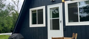 Cozy A-Frame near Burlington & Smuggler's Notch