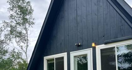 Cozy A-Frame near Burlington & Smuggler's Notch