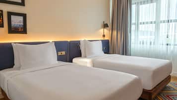 Ropa de cama de alta calidad, caja fuerte, cortinas opacas