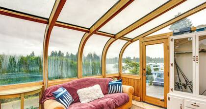 Tacoma Home on Steilacoom Lake w/ Dock!