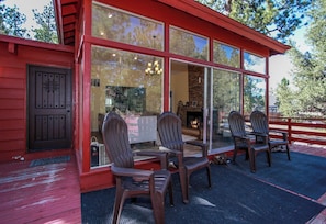 Basic Cabin | Terrace/patio