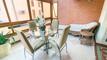 Junior Apartment | Dining