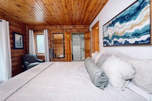 4 habitaciones, tabla de planchar con plancha y cuna de viaje 