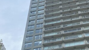 Unclassified image, 2 of 17, button - QUARTIER  MADERO  (Buenos Aires)