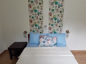 Basic Room | Hypo-allergenic bedding, blackout drapes, free WiFi - Hotel Pentaqua (Irosin)