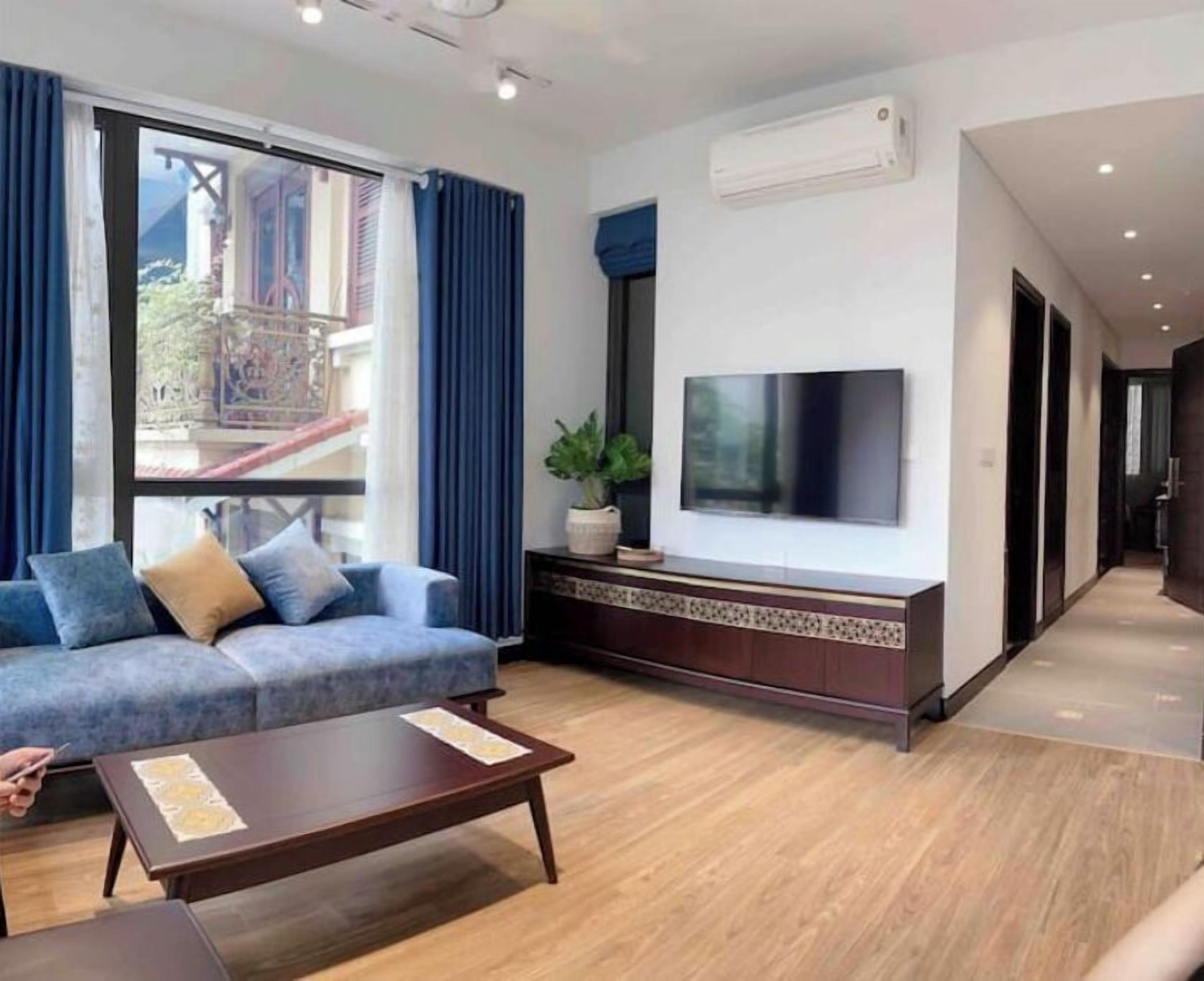 TV, Netflix, streaming services