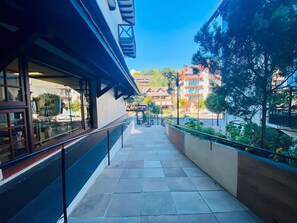 Property grounds - EXCELENTE OPÇAO - 03 quadras RUA COBERTA (Gramado)