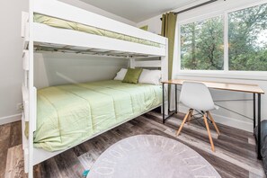 Basic Cabin | 2 bedrooms, free WiFi