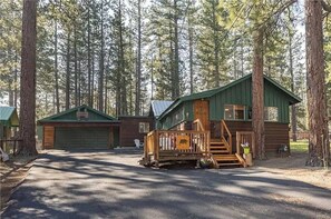 Front of property - Evergreen Paradise  (Big Bear Lake)