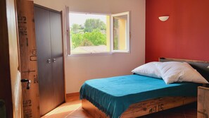 4 camere, ferro/asse da stiro, Wi-Fi, lenzuola