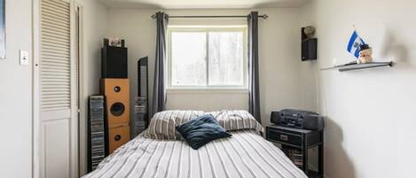 2 habitaciones, tabla de planchar con plancha y wifi gratis