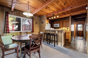 Spiseområde på rommet