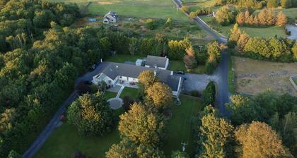 Fisherman's Lodge | Lough Corrib | 3 Bed | Galway Lakeside | Lake Access