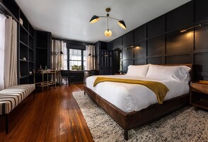 The Lowd | 1 svefnherbergi, öryggishólf í herbergi, myrkratjöld/-gardínur