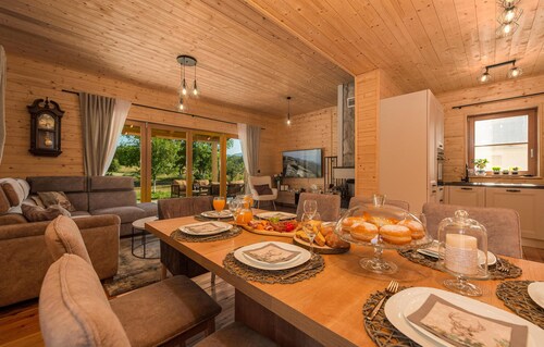 Stunning home in Licko Cerje with sauna