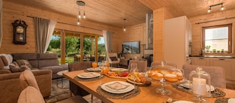 Stunning home in Licko Cerje with sauna
