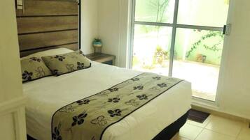 2 bedrooms, WiFi, bed sheets
