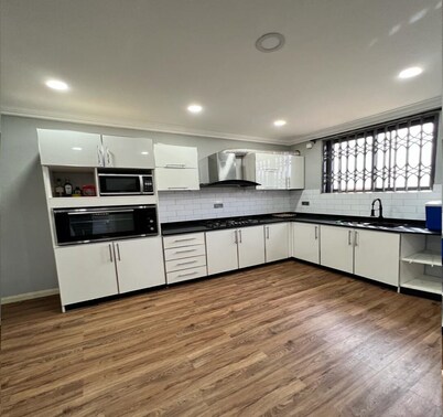 OKAI HOMES -TOMBALL