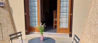 Studio à Lamontagne en Rez-de-jardin