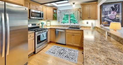 Tolland Cabin w/ Private Hot Tub & Grill!