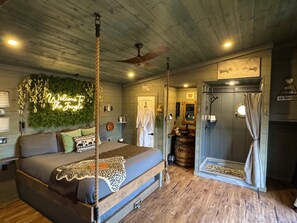 2 bedrooms, free WiFi, bed sheets - Double Treehouse Fun - 2 Slides - Sleeps 12 (Sevierville)