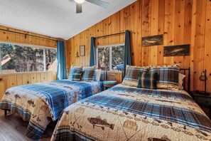 Basic Cabin | 4 bedrooms, free WiFi - Knotty Hideaway (Big Bear City)