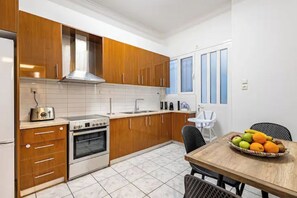Private kitchen - Periklis luxury apartment  (Athina)