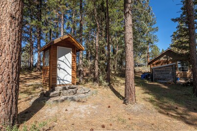 Wild Billy Lake Entire Property 2 cabins 1100 acre