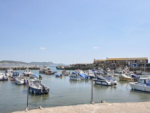 Marina - River Lym Cottage (Lyme Regis)