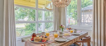 Lake Erie Cottage: Hot Tub, Paddle Board & Firepit