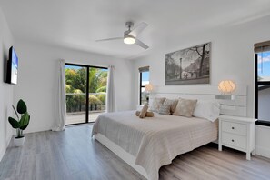 3 bedrooms, desk, iron/ironing board, free WiFi