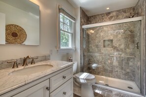 Towels, soap, shampoo, toilet paper