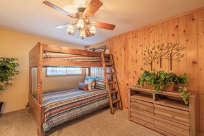 Hytte – basic | 4 soverom og wi-fi (inkludert)