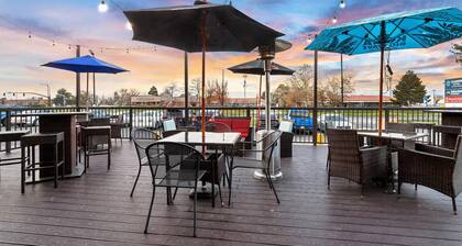 Suburban Studios Salt Lake City Airport