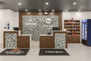 Lobby - Suburban Studios Salt Lake City Airport (Salt Lake City)