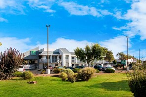Exterior - Quality Inn Santa Fe New Mexico (Santa Fe)