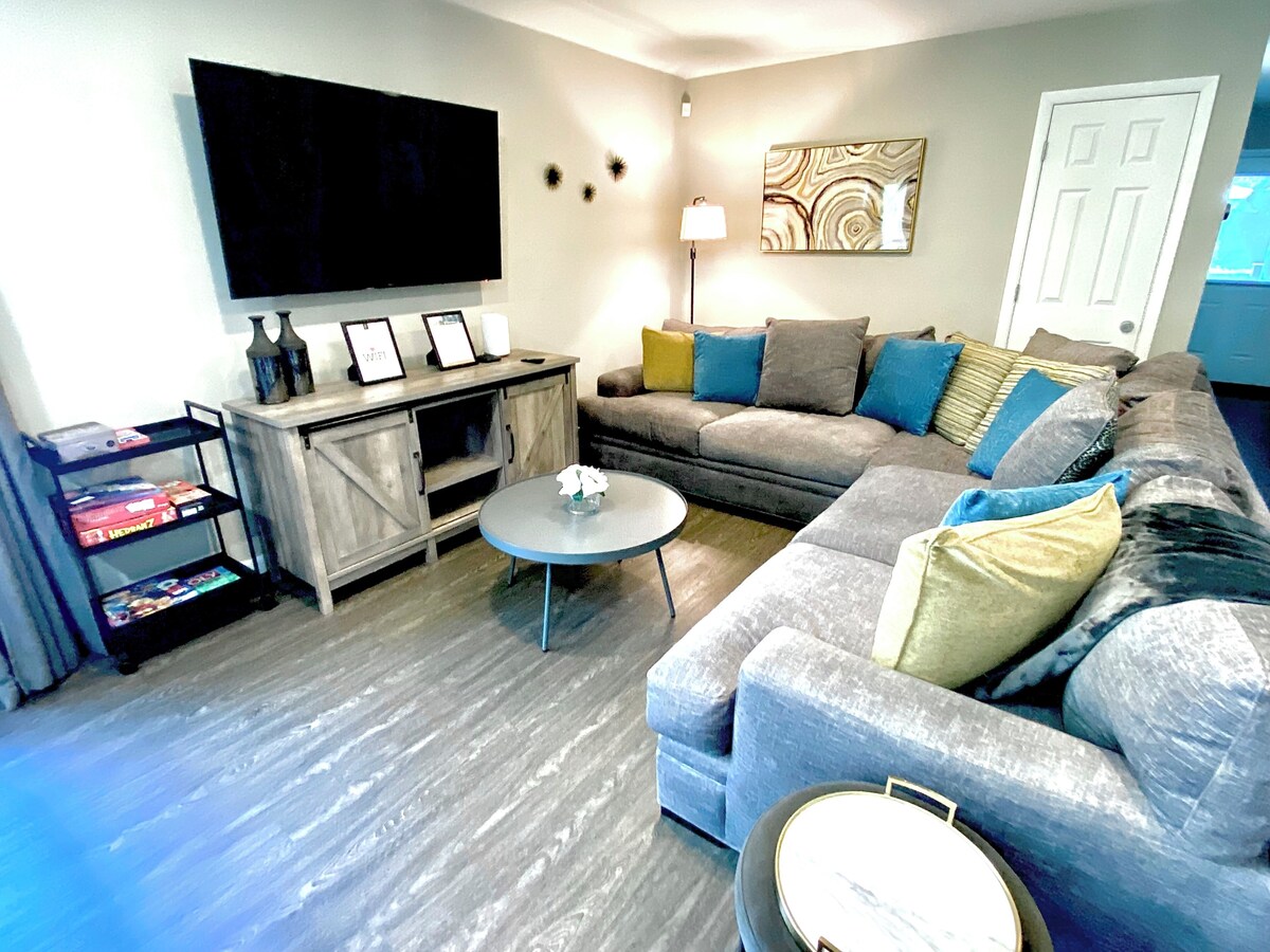 Photo 7 of Family friendly, Gameroom & Outdoor Space Close to Downtown & St Augustine Beach