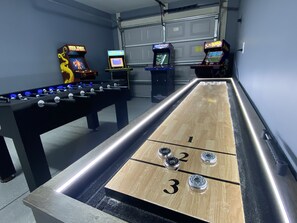 غرفة الألعاب