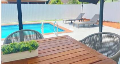 Amazing bohemian house with a pool in a very nice neighborhood