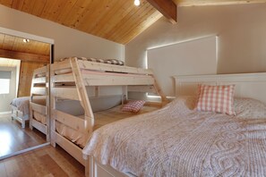 Basic Cabin - Five Pines (Big Bear Lake)