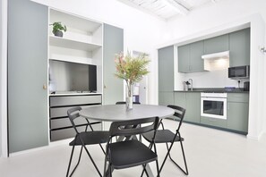 Dining - GuestHost - Suite I Miracoli Central Apartment (Napoli)