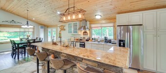 Champion Vacation Rental with Fire Pit!