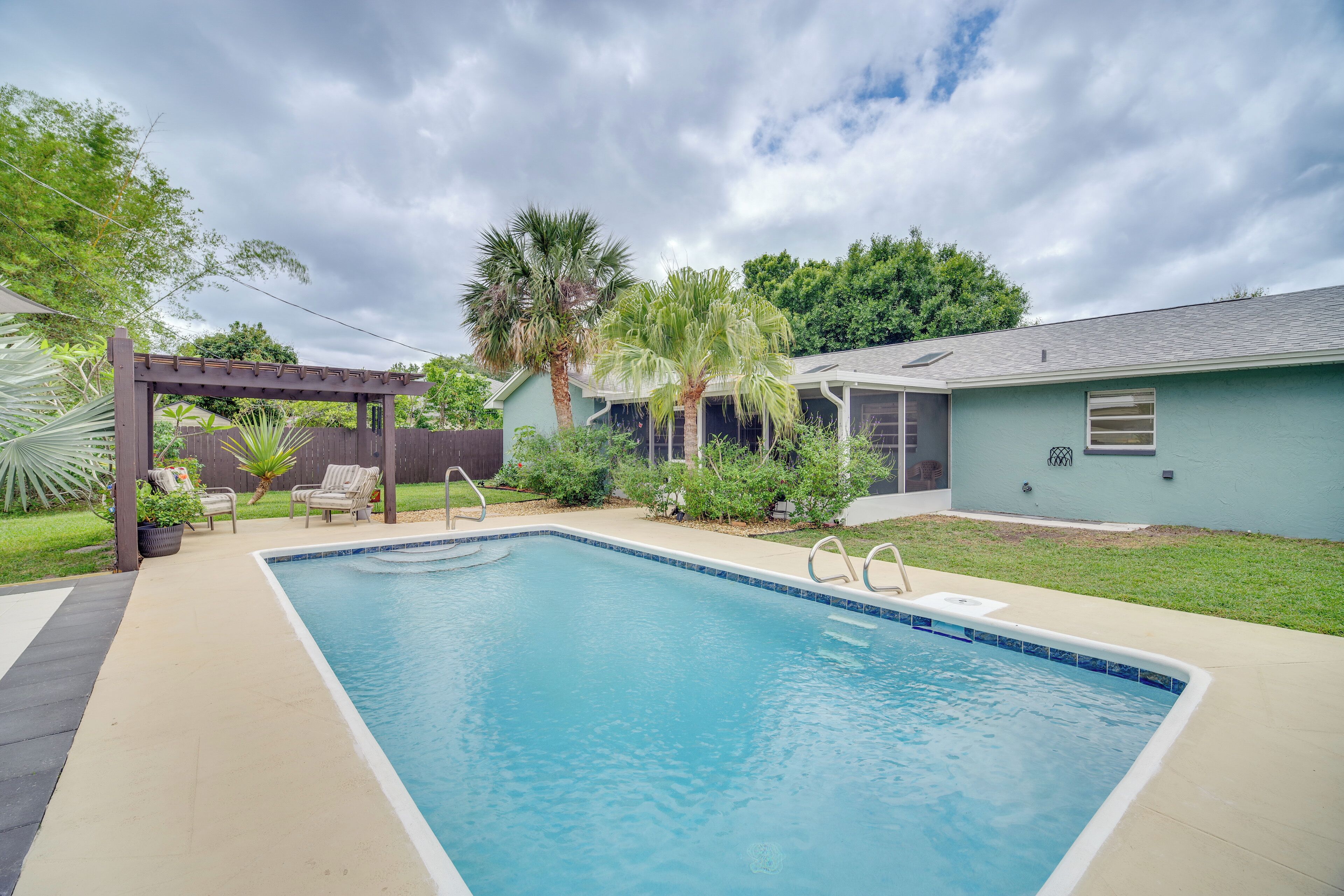 Melbourne Home w/ Pool & Patio, 6 Mi to Beach!